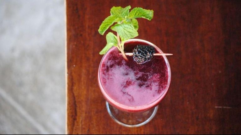 How NYC's mixologists make mean 'mocktails' without the booze 5 The Blackberry-Basil Sour at Adriaen Block includes Seedlip Garden, blackberry shrub, basil and egg white.