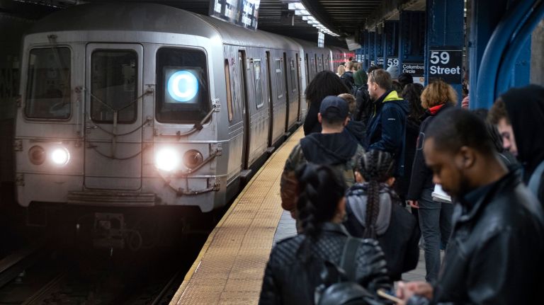Morning rush hour A, C trains delayed due to 'loud noise,' MTA says 2 On social media, riders reported waits exceeding 15 minutes shortly after 9 a.m. as MTA crews investigated a