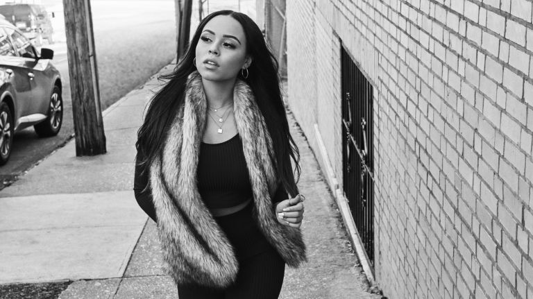 Karina Seabrook, daughter of "Mob Wives" star Karen Gravano, appears in the upcoming MTV reality show, "Made In Staten Island."&nbsp;