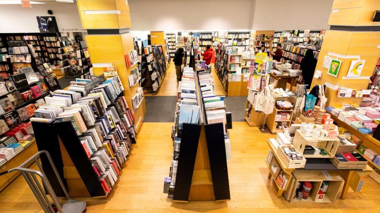 How Japanese bookstore Kinokuniya has evolved into a 'destination' 4 The ground level of Kinokuniya is home to English-language books.