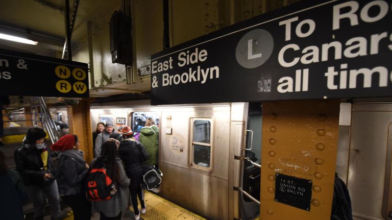 Only one of the Canarsie Tunnel's two train tubes will have to close under a new plan promoted by Gov. Andrew Cuomo to maintain L train service between Brooklyn and Manhattan in 2019.