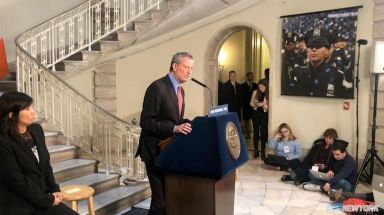 10 days paid vacation time would be mandatory: de Blasio