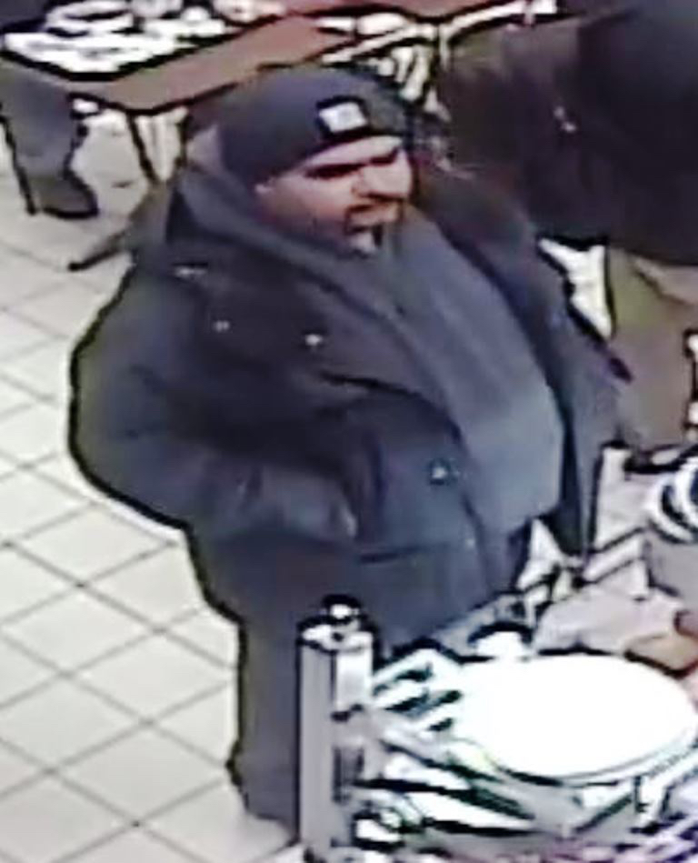 Man with knife menaces off-duty cop in Tribeca 2