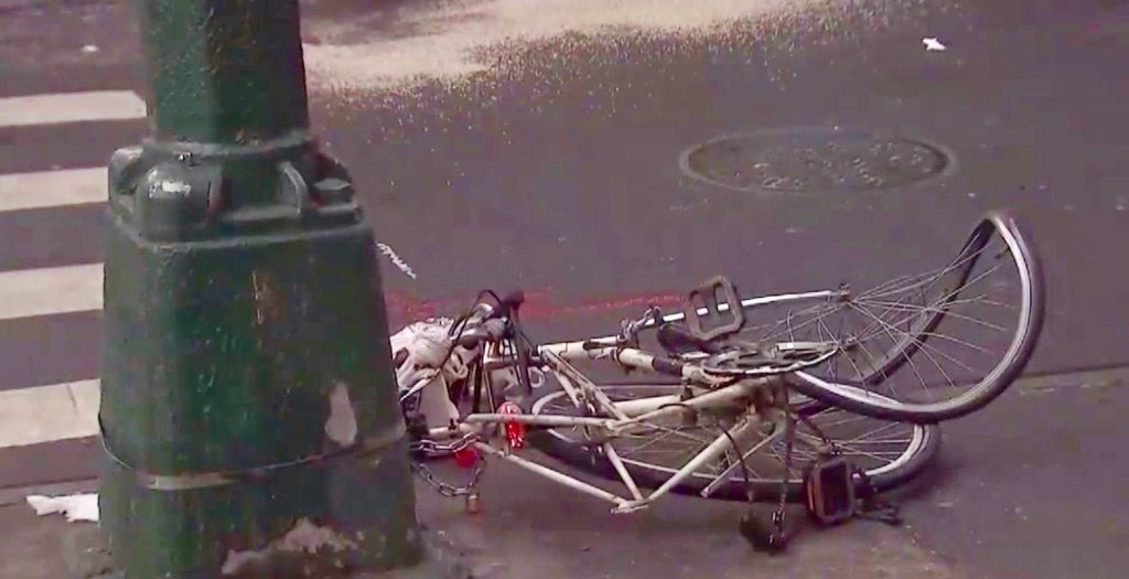 East Village cyclist, 72, killed in Midtown hit-and-run 3