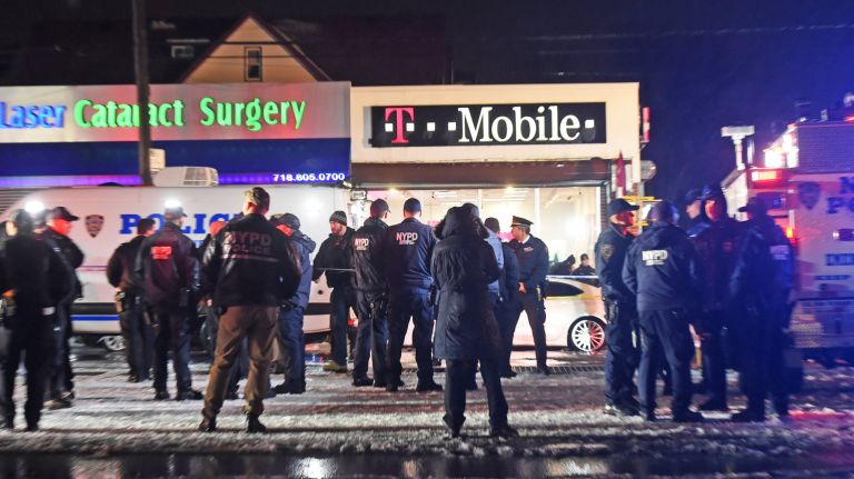 NYPD detective shot and killed in Queens, sergeant injured, officials say 2 NYPD Det. Brian Simonsen was shot and killed in Richmond Hill, Queens on Tuesday, police said.