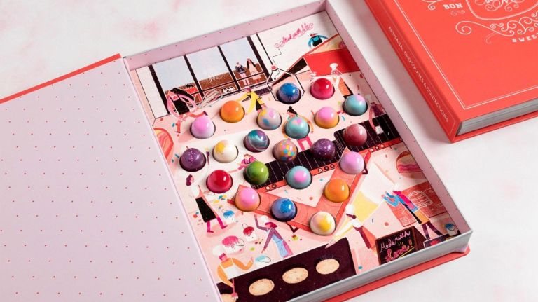 Stick With Me is offering a Valentine's Day box for $98.