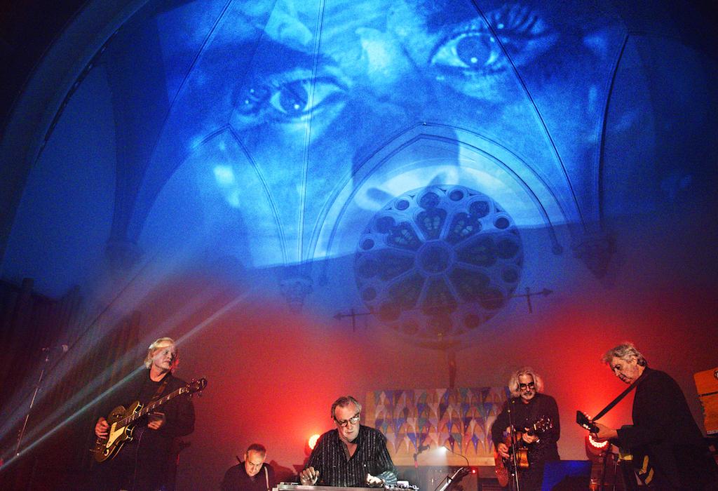 SUSSL-R   Bob Holmes, Gary Leib, Jonathan Gregg, William Garrett, Pat Irwin