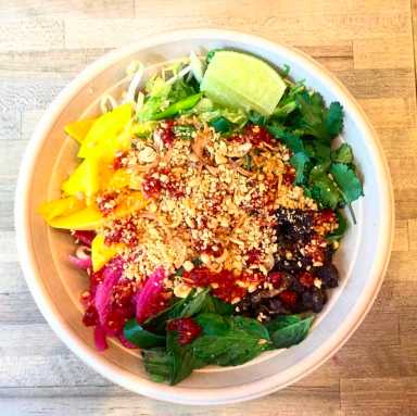 Spicy Thai crispy beef salad – from Instagram _eatmightybowl_