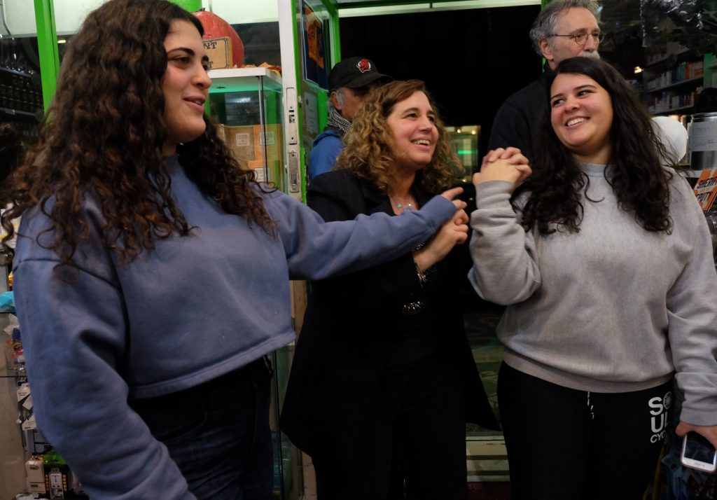 ‘Folk pharmacy’ is in tune with community 9