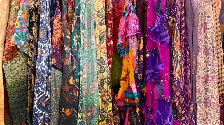 Artists & Fleas Vintage Showcase on March 28-29 featured&nbsp;collections from 11 merchants.