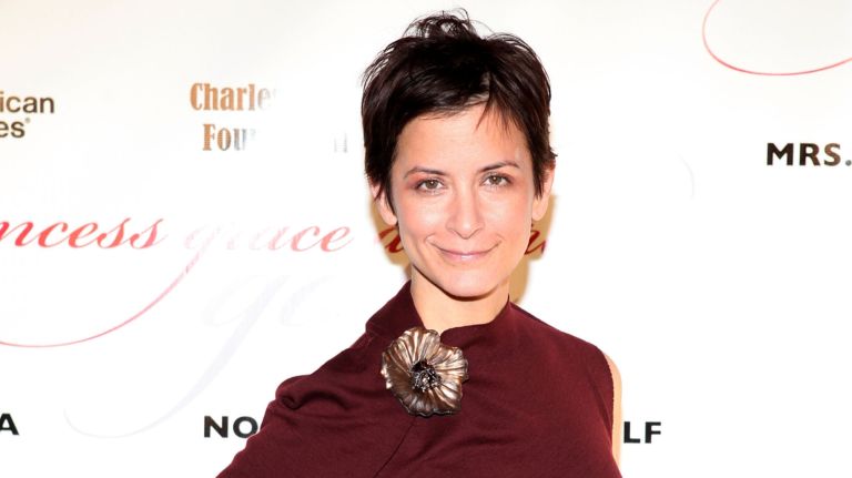 Broadway's 'Devil Wears Prada' to be directed by Anna D. Shapiro 2 Anna D. Shapiro is set to direct "The Devil Wears Prada" when it comes to Broadway.