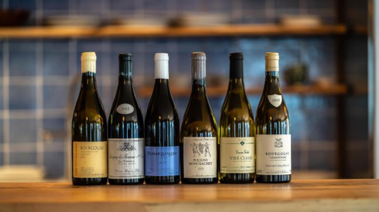 Niche Niche doesn't have a traditional wine list. Instead, patrons are encouraged to pull their own selections from the Village wine bar's refrigerators or downstairs cellar.