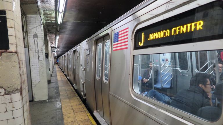 Subway Crew S Restroom Break Caused Delays On J Train Mta Says Amnewyork