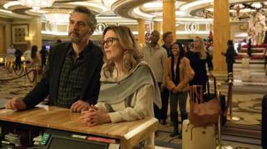John Turturro and Julianne Moore in "Gloria Bell"