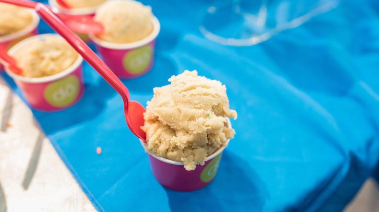 Citi Field ups its 2019 food game with dumplings and pizza cupcakes 14 Cookie dough dessert provider Dō returns.