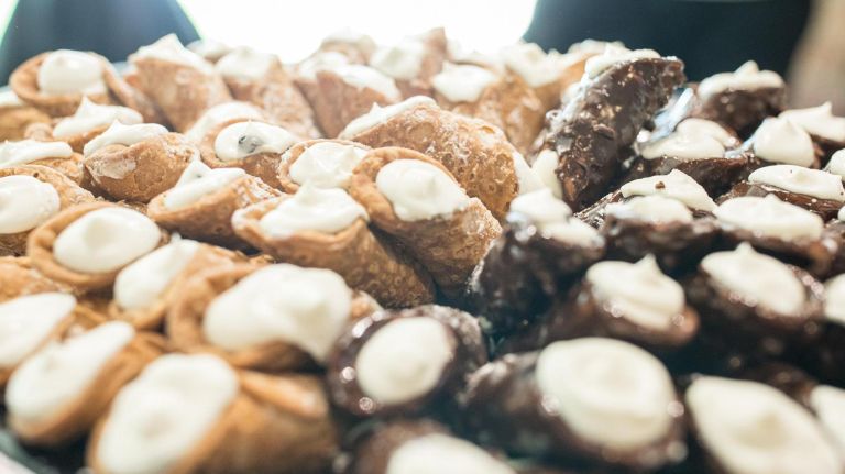 Citi Field ups its 2019 food game with dumplings and pizza cupcakes 17 Cannolis by Mama's of Corona.