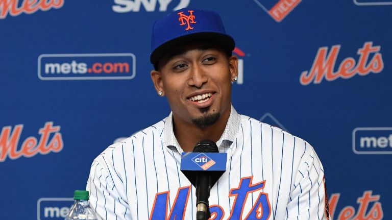 Edwin Diaz, who came to the Mets in the Robinson Cano trade, will serve as the team's new closer.