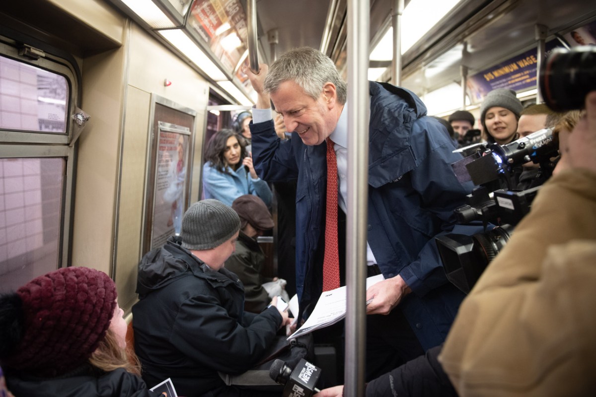 Mayor Bill de Blasio rides the R Subway train to City Hall from Park Slope to inform riders of of new plan to fund the MTA on Wednesday, February 27, 2019. Michael Appleton/Mayoral Photography Office