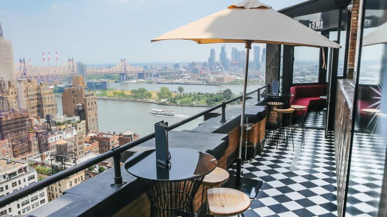 NYC's best rooftop bars for spring cocktails 4 Ophelia Lounge offers a newly refurbished cocktail lounge from the top of the Beekman Tower at 49th Street and First Avenue.