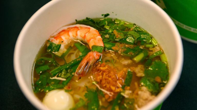 Em specializes in hu tieu, a Vietnamese noodle soup.