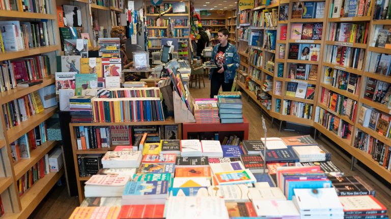 Visit Greenwich Village's bookbook in the next month, before the store closes 2 The Greenwich Village bookstore bookbook, previously known as Biography Bookshop, is closing in May
