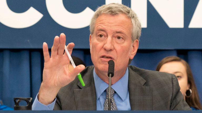 Measles vaccinations mandatory for Williamsburg residents amid outbreak 3 New York City Deputy Mayor for Health and Human Services Dr. Herminia Palacio, left, Mayor Bill de Blasio and Health Commissioner Dr. Oxiris Barbot discuss the measles outbreak on Tuesday.