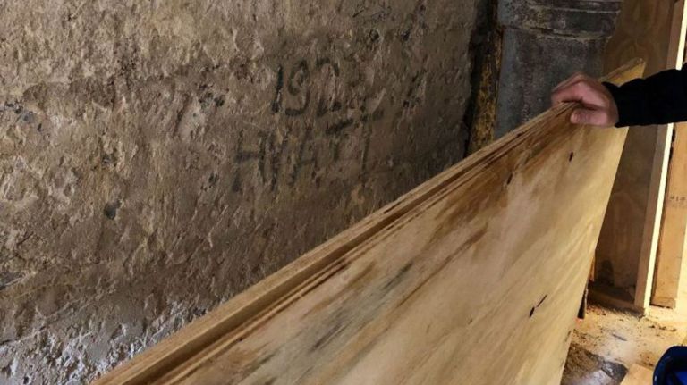 MTA asks for tips on mysterious '1922 Hyatt' unearthed at Bedford Avenue subway station 2 The MTA unearthed 97-year-old graffiti while renovating the Bedford Avenue subway station in Brooklyn.