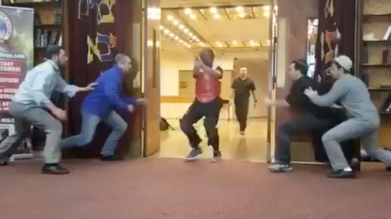 Nonprofit trains NYC synagogues how to respond to a mass shooting, other threats 1 Congregants of a synagogue learn how to stop and restrain an active shooter as part of a training program provided by Avi Abraham.