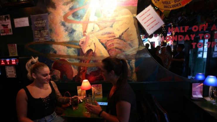 21 Of The Best Lgbtq Bars In Nyc To Party At Right Now Amnewyork