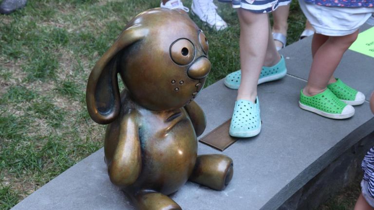 Park Slope resident Chad Rimer created an 18-inch bronze statue of children's book character Knuffle Bunny, which now sits on a bench in the Park Slope Library garden.&nbsp;