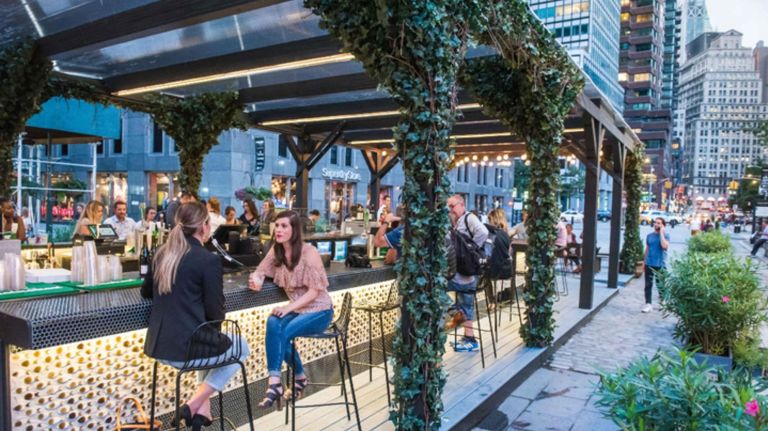 Best NYC bars for after-work drinks in FiDi, midtown and beyond 3 The Garden Bar offers a leafy respite for FiDi's office workers and is located within the revitalized Seaport District.