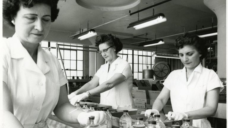 Brooklyn's history with public health on display at Historical Society exhibit 3 Women packing Squibb mineral oil at its Brooklyn factory, circa 1960.