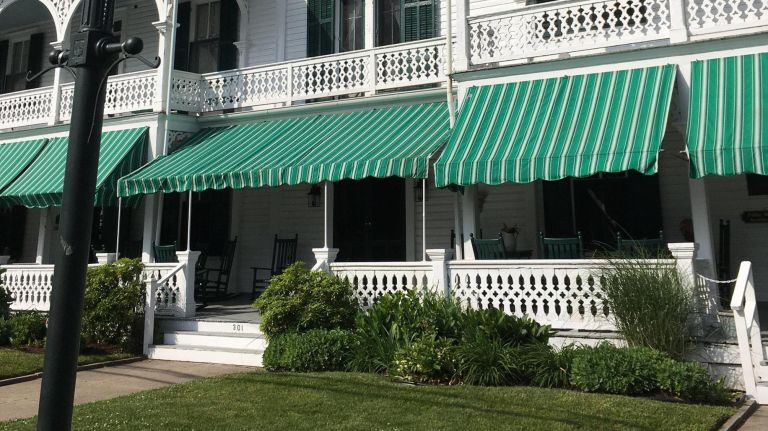 The Chalfont features the Magnolia Room restaurant serving up fried chicken and biscuits.