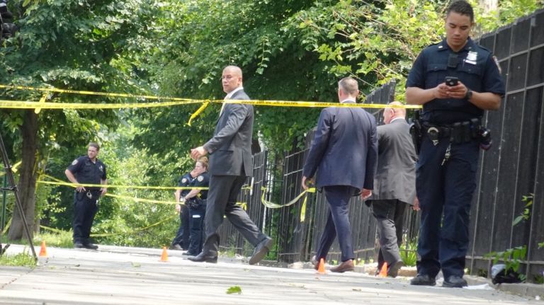 Child, 7, shot near courtyard of Bronx NYCHA complex, NYPD says 2 Police respond after a 7-year-old boy was shot in the leg outside of a NYCHA complex in Mott Haven on Wednesday, police said.