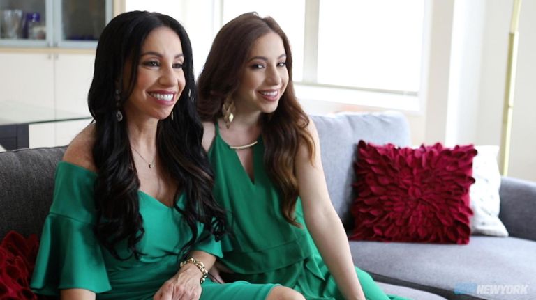 NYC mom and daughter, with unbreakable bond, featured on TLC's 'sMothered' 1 NYC mom and daughter, with unbreakable bond, featured on TLC’s ‘sMothered’