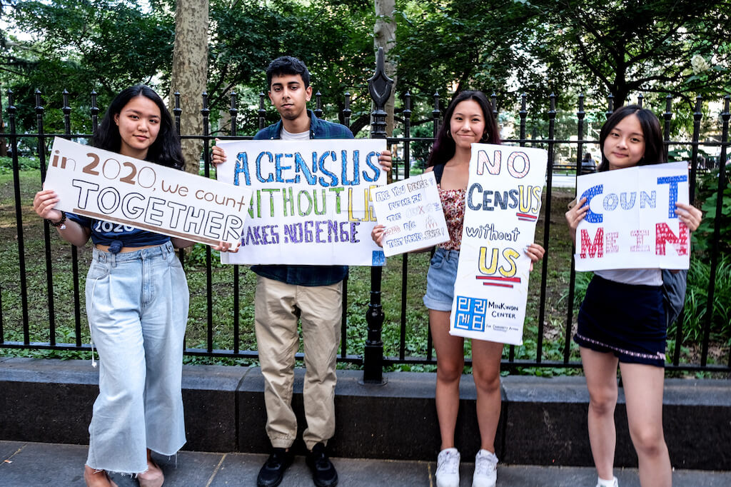 Census 'citizen' query blocked, but Trump fights on 2