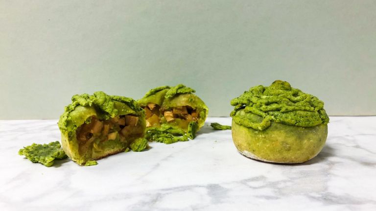 B&agrave;o Tea House is bringing sweet and savory buns and teas to midtown with a unique take on the steamed bun experience, such as this veggie b&agrave;o, a baked spinach bun filled with carrots, mushrooms, cabbage, spinach, and bean curd.&nbsp;