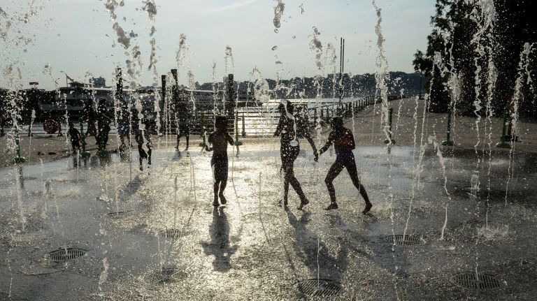 NYC weather: Heat emergency declared with 100-degree temperatures possible this weekend 3 Temperatures in New York City are expected to hit the upper 90s this weekend, the National Weather Service said.