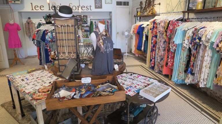 What to eat and do at historic but trendy South Street Seaport 8 Lee Lee's Forest is an affordable and stylish boutique you can find nearby the museum on Fulton Street.