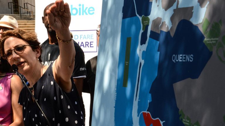 Citi Bike coming to the Bronx as part of slow expansion to the outer boroughs 2 City DOT Commissioner Polly Trottenberg details the planned expansion of Citi Bike in the Bronx, Queens, Brooklyn and Manhattan.