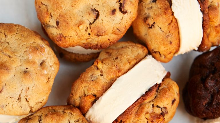 Levain Bakery is bringing its jumbo cookies to the Upper East Side 3 Levain Bakery's UES location will offer ice cream sandwiches for a limited time.