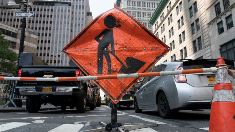 World Cup ticker-tape parade traffic guide: Manhattan street closures 2 Road work shut down part of Broadway in lower Manhattan on Tuesday in preparation for the Women's World Cup ticker-tape parade.