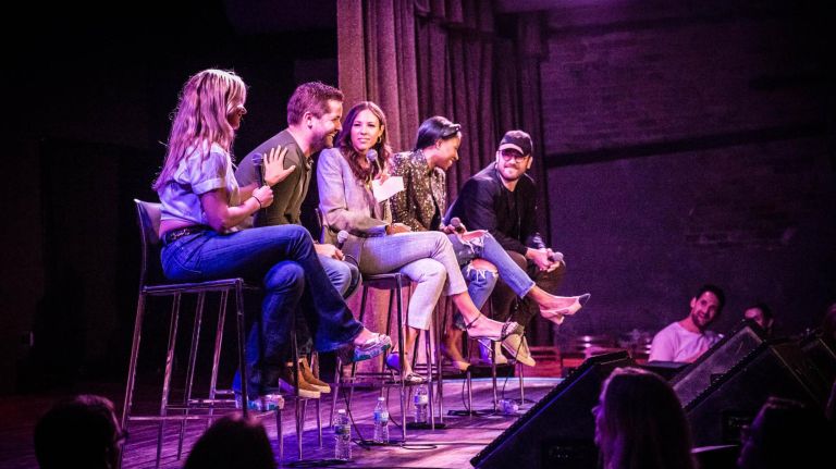 Meet the podcaster helping NYC's millennials navigate the dating scene 4 Lindsey Metselaar also hosts live panels, such as a recent one that included, from left, Ariel Ginsburg, Josh Iachelli, Ceta Walters and Adam Soko. One is planned for Wednesday at the Bowery Ballroom featuring Nick Viall of "The Bachelor"; Justin McLeod, CEO of Hinge; Tori Piskin, a comedienne; and writer and editor Alyssa Coscarelli.