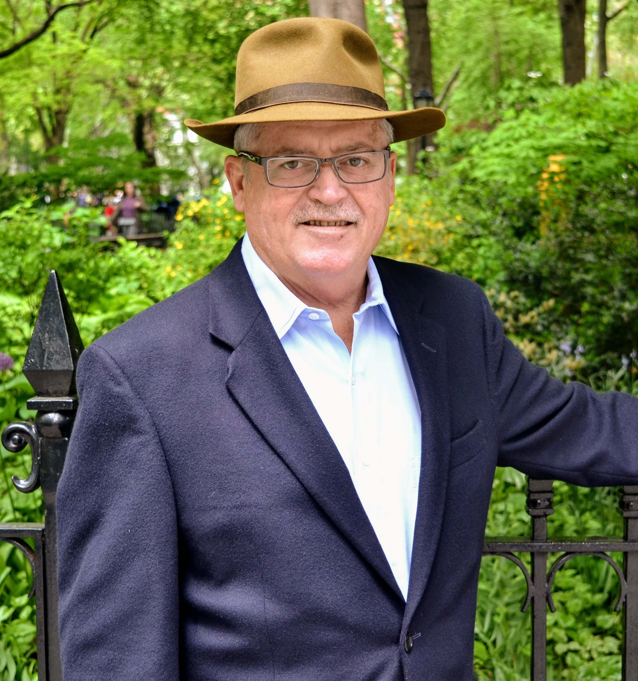 Chelsea broker dies after being hit by cyclist: Police 1