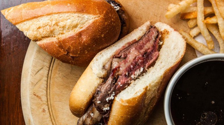 These iconic restaurants still deliver the classic NYC experience 6 The French dip at Minetta Tavern.