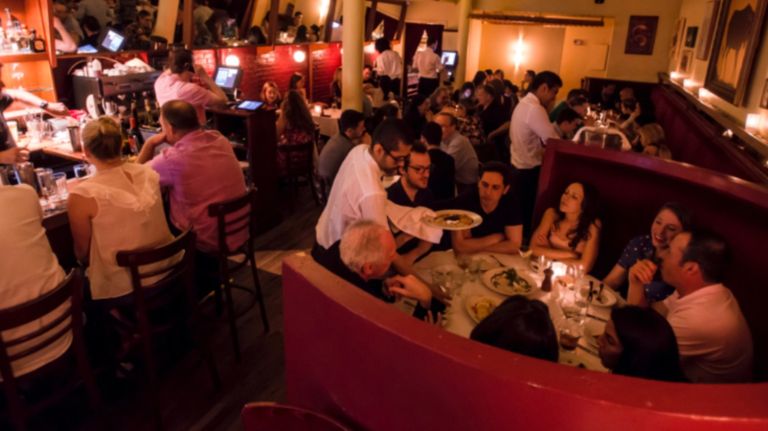 Where restaurant industry pros go for late-night bites in NYC | amNewYork