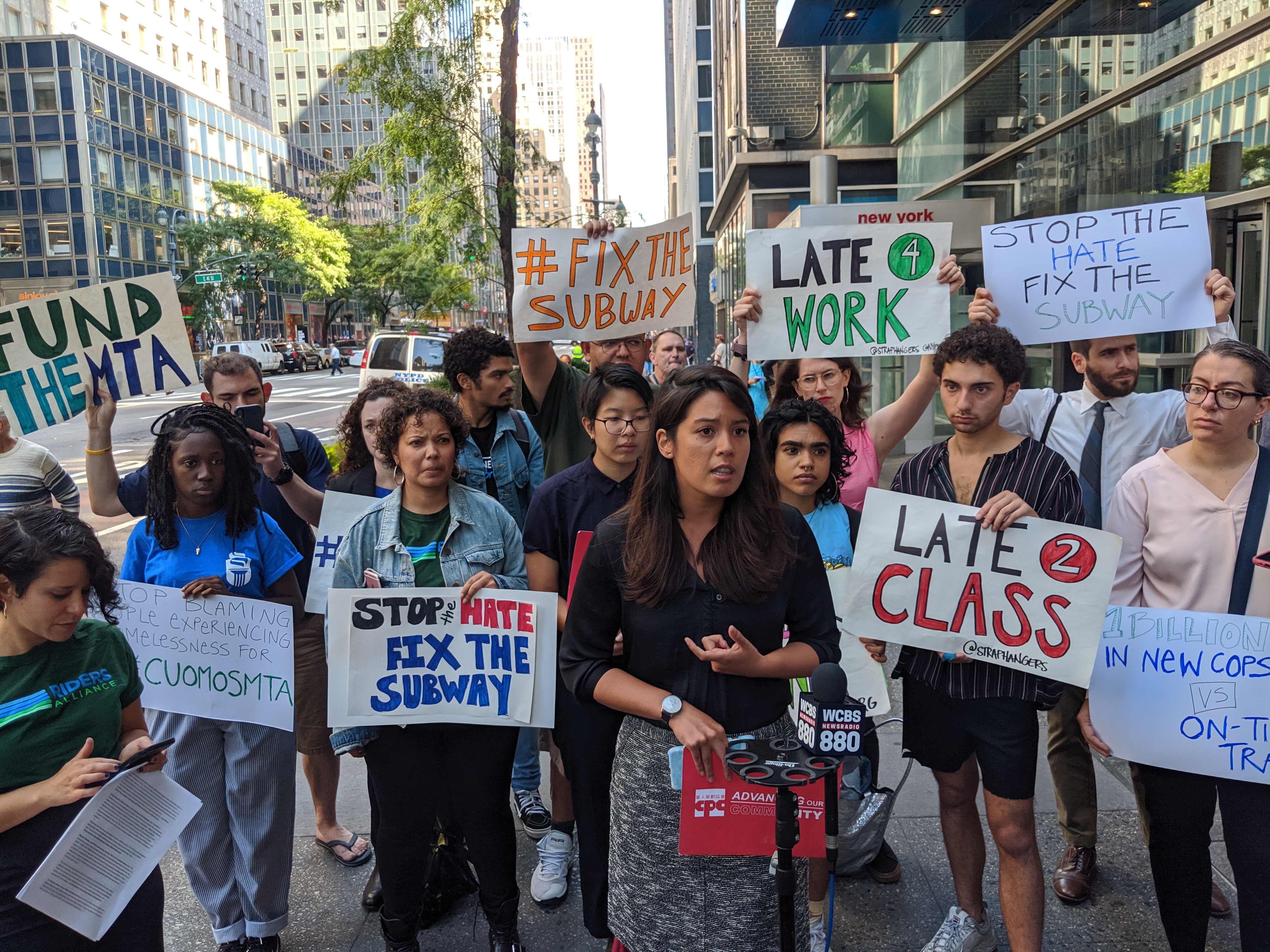 'Fare evasion and homelessness are red herrings': Groups rail against Cuomo at Midtown rally over MTA budget 1