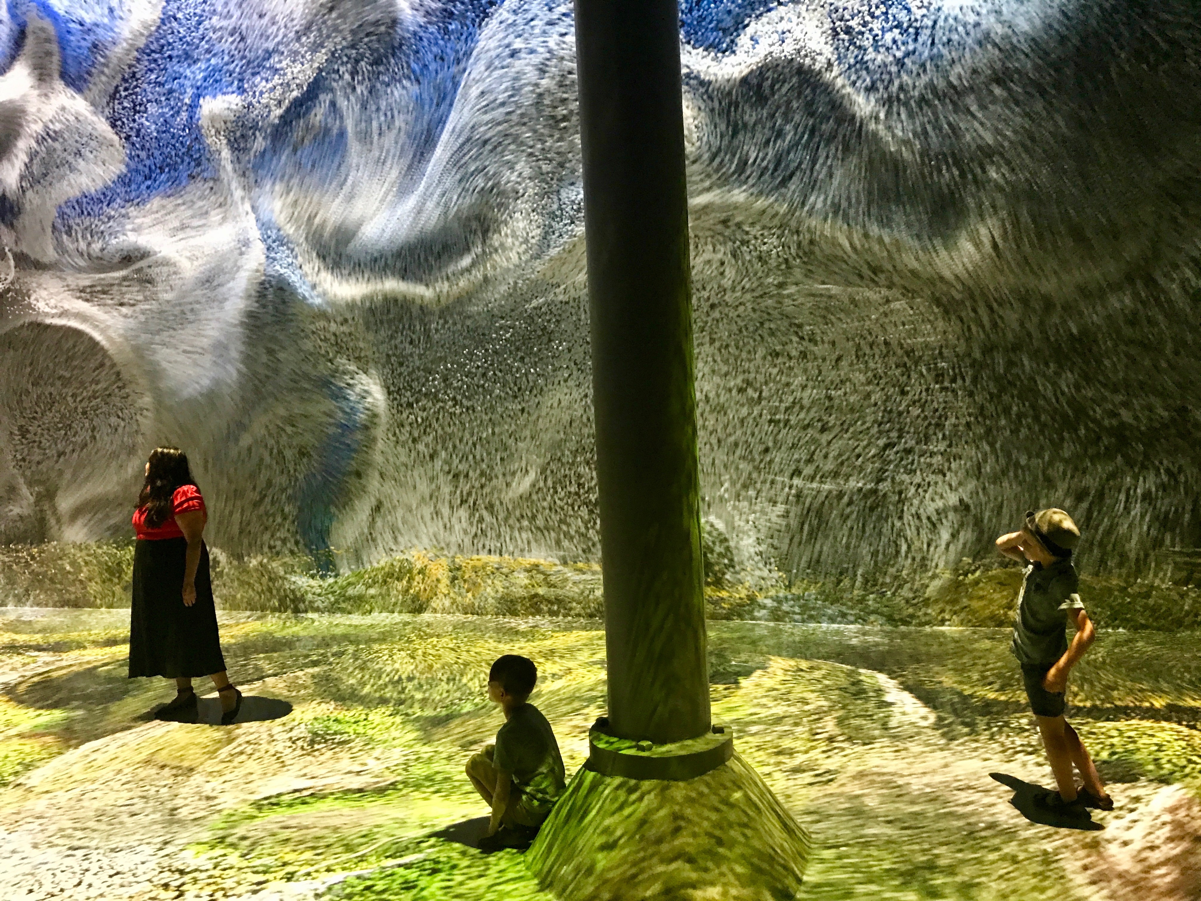 Chelsea Market 'art matrix' takes shape 1