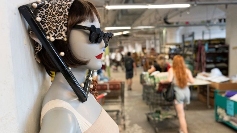 Materials for the Arts treats NYC teachers to free school supplies 3 Schools and nonprofits fill shopping carts with supplies.