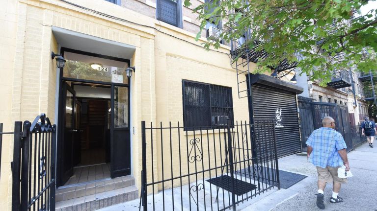 NYC's coolest movie theaters, from Manhattan's IFC to Brooklyn's Nitehawk and more 6 The Spectacle Theater at 124 S. Third St. in Williamsburg bills itself as an "anti-commercial Atlantis."